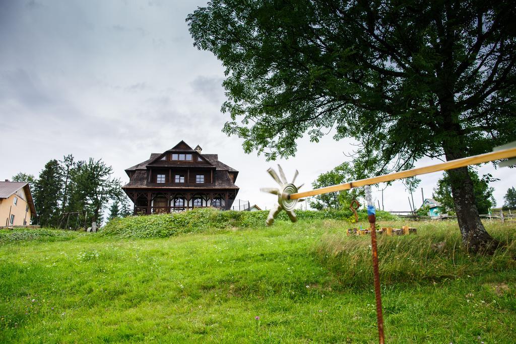 Blyzhche Neba Guest House Yablunytsya Bagian luar foto